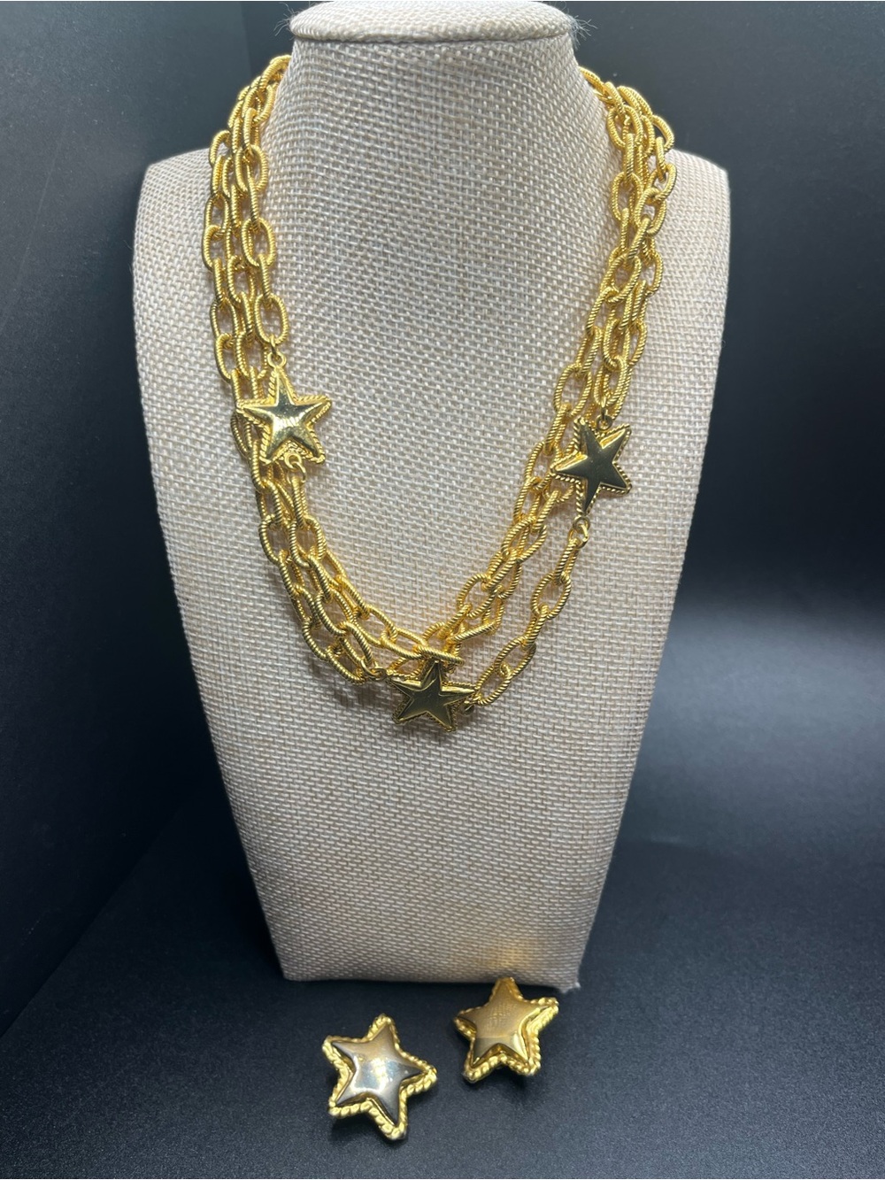 Vintage Carolee Gold Tone Star Necklace & Earrings Set